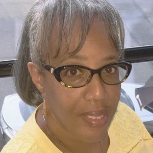 Meet your Posher, Kendra